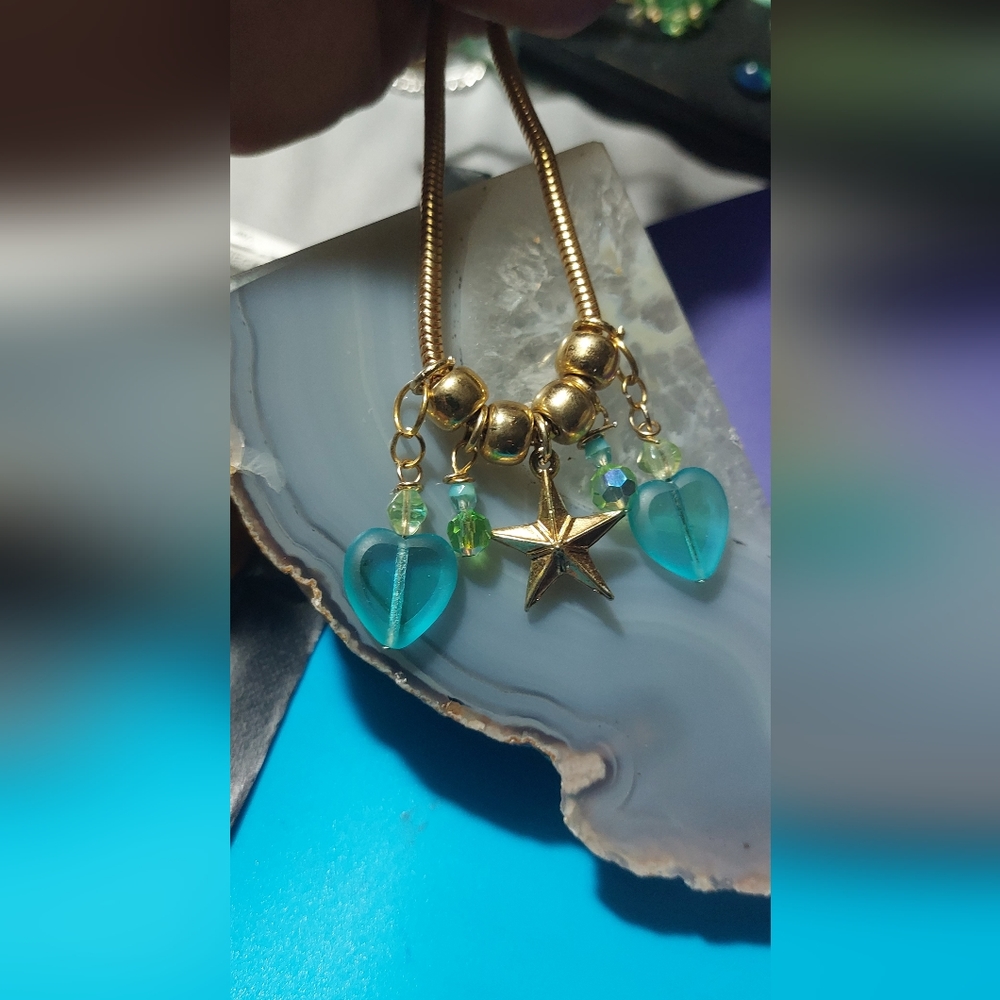 Fun summer uv reactive goldtone necklace upcycled